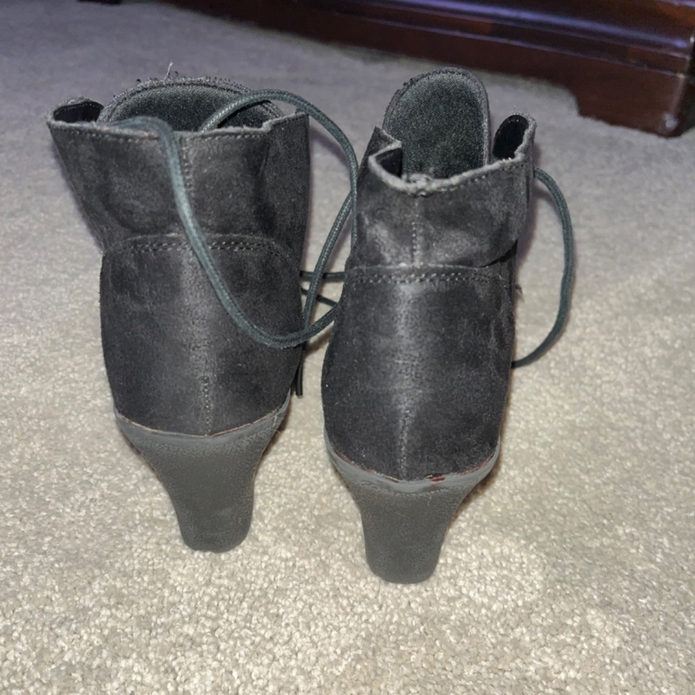 Target booties - Picture 3 of 4
